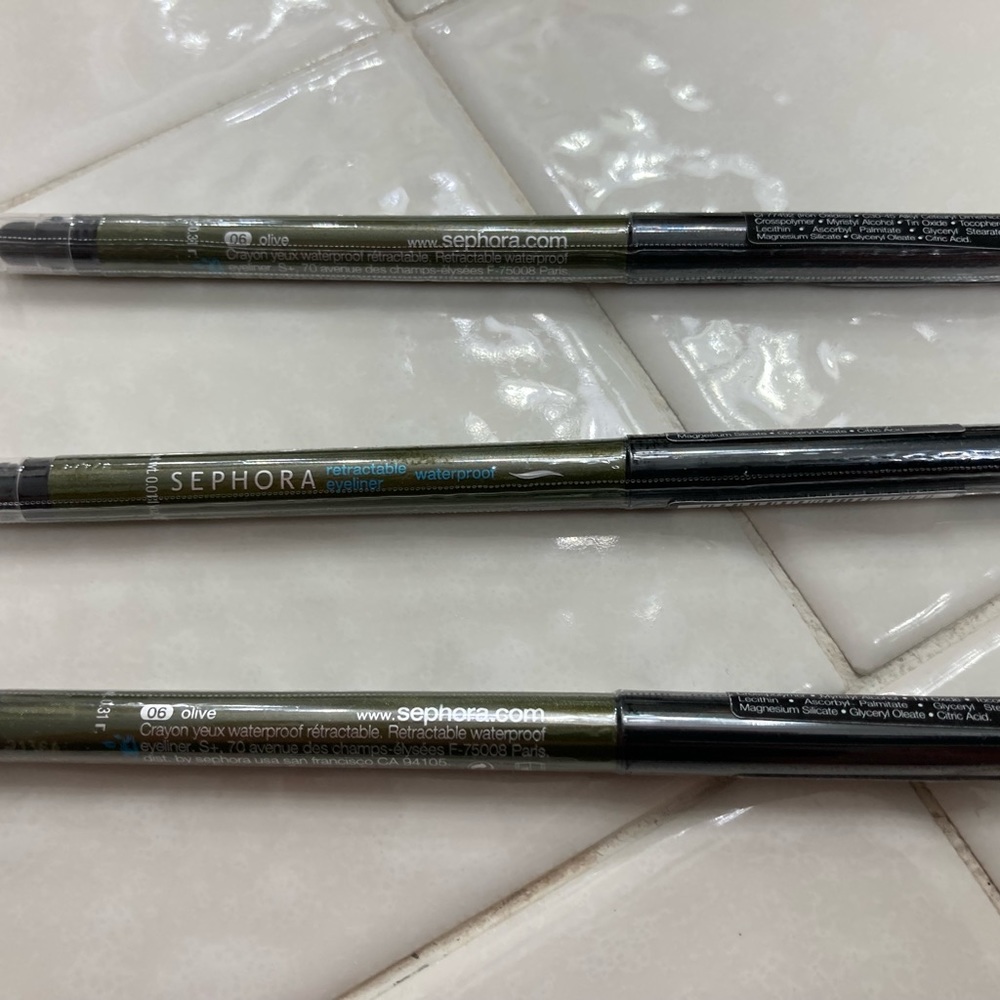 Sephora Waterproof Retractable Eyeliner-06 Olive